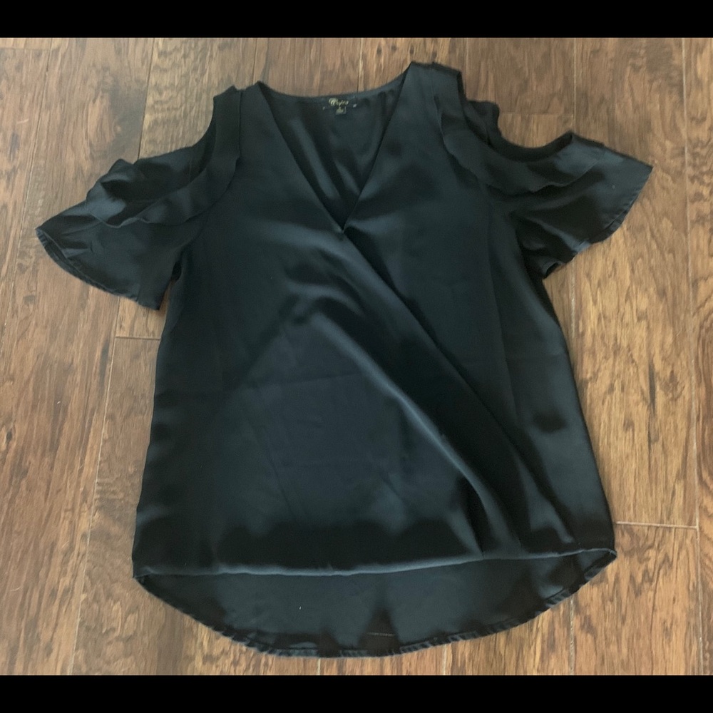 Black Cupio Cold Shoulder Blouse